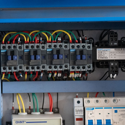 Caja de control eléctrico de plataforma suspendida